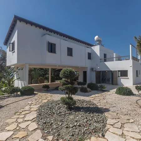 Ferienvilla Mo 3 Fuer 10 Personen In Aya Napa